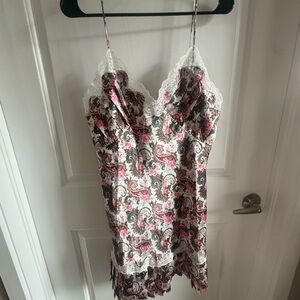 Vintage Gold Label Victoria's Secret Floral Lace Slip